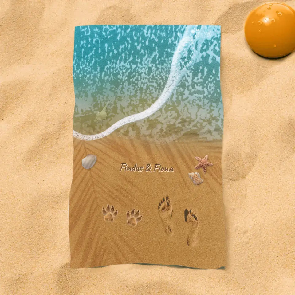 Pfoten im Sand - Individuelles Strandtuch