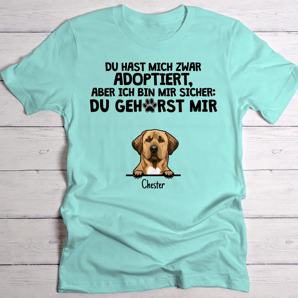 Adoptiert - Individuelles T-Shirt