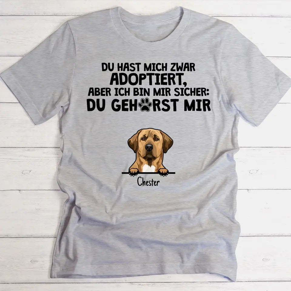 Adoptiert - Individuelles T-Shirt