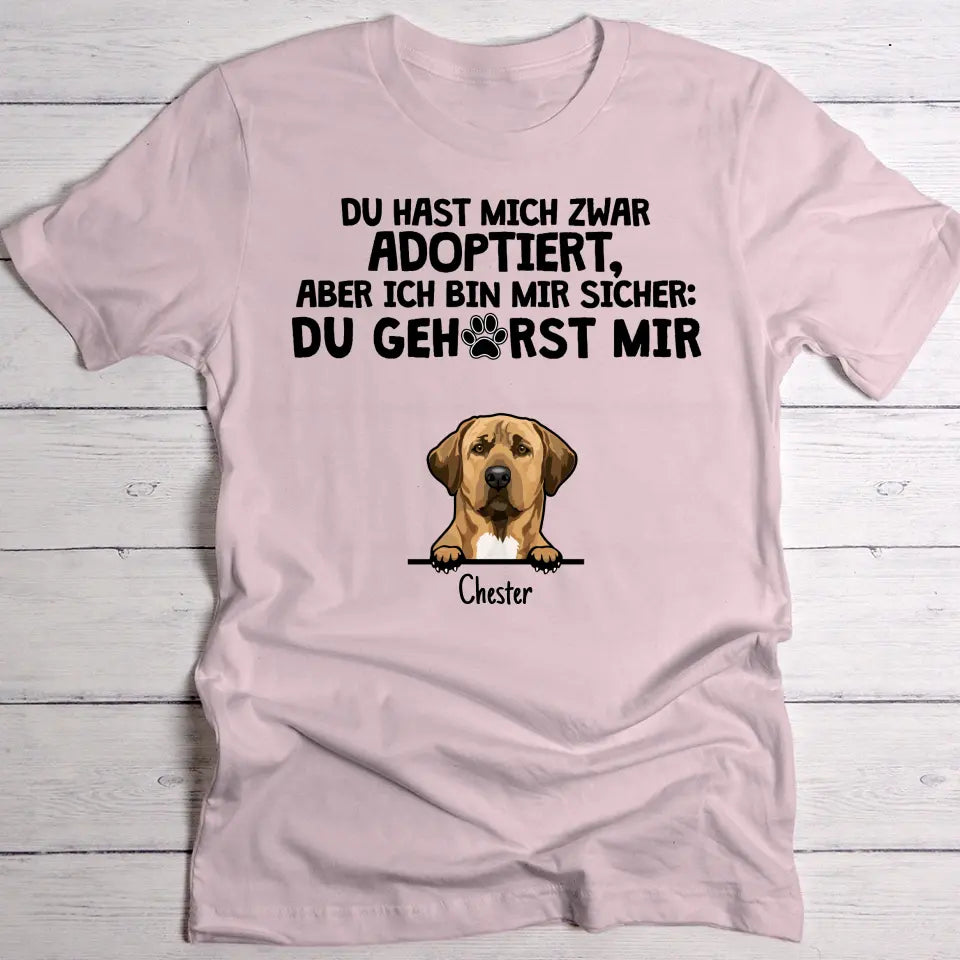 Adoptiert - Individuelles T-Shirt