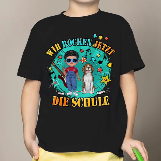 Wir rocken jetzt die Schule - Individuelles Kinder T-Shirt