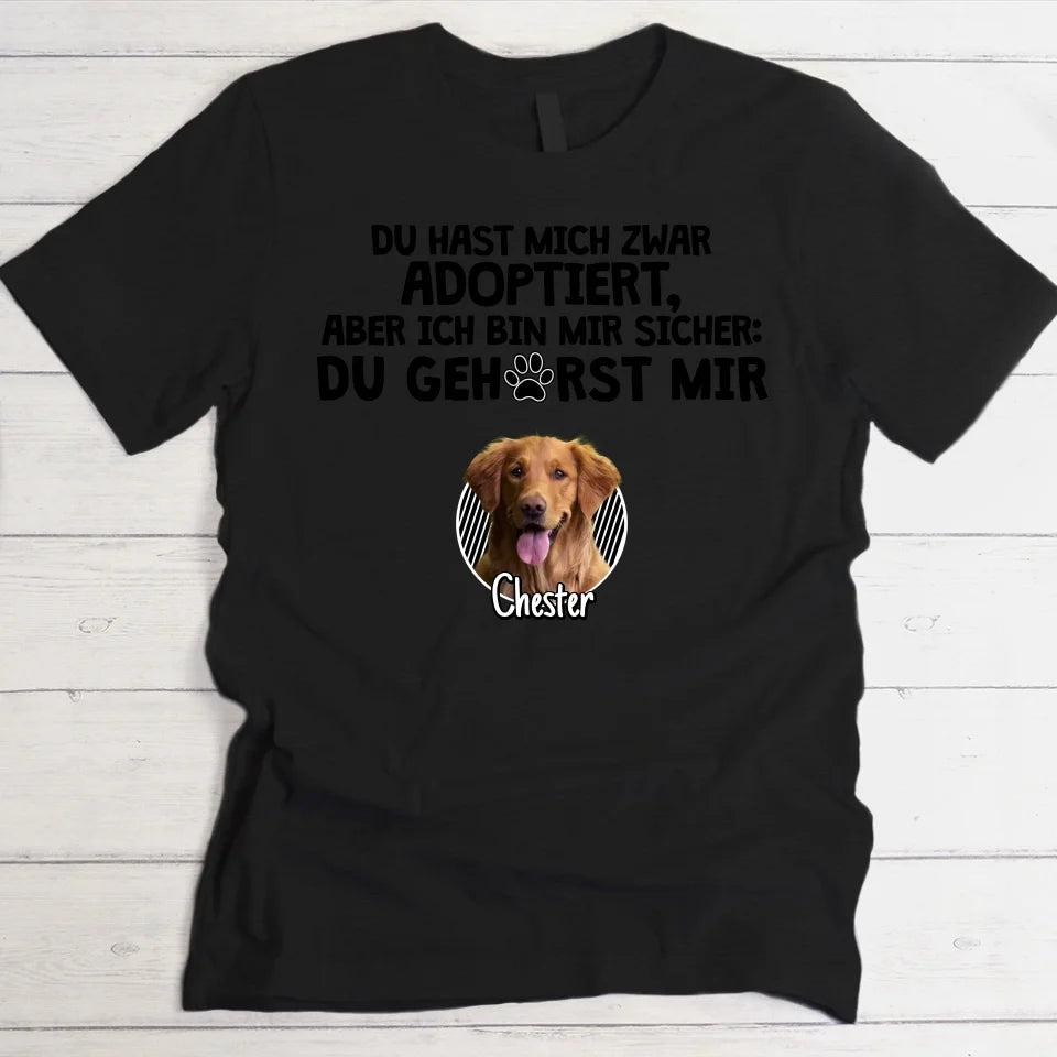 Adoptiert - Individuelles T-Shirt