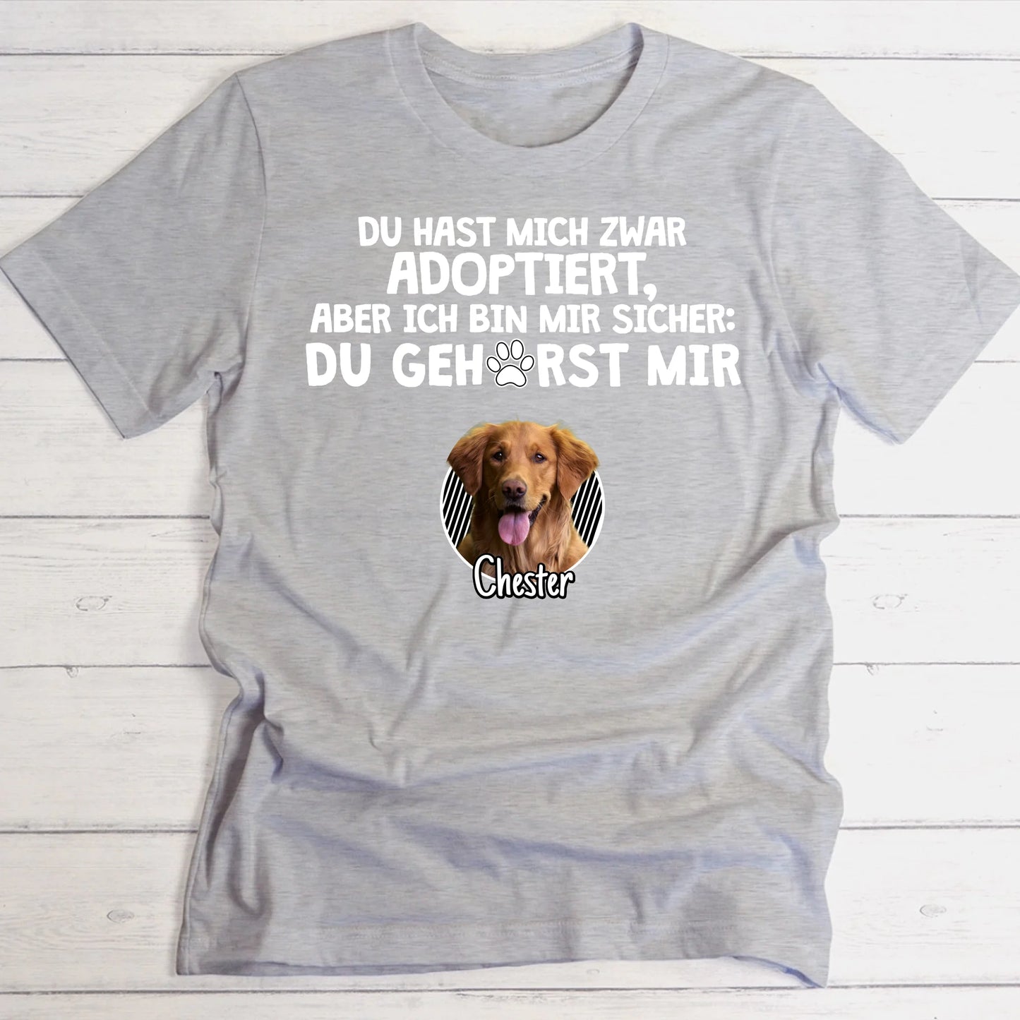 Adoptiert - Individuelles T-Shirt