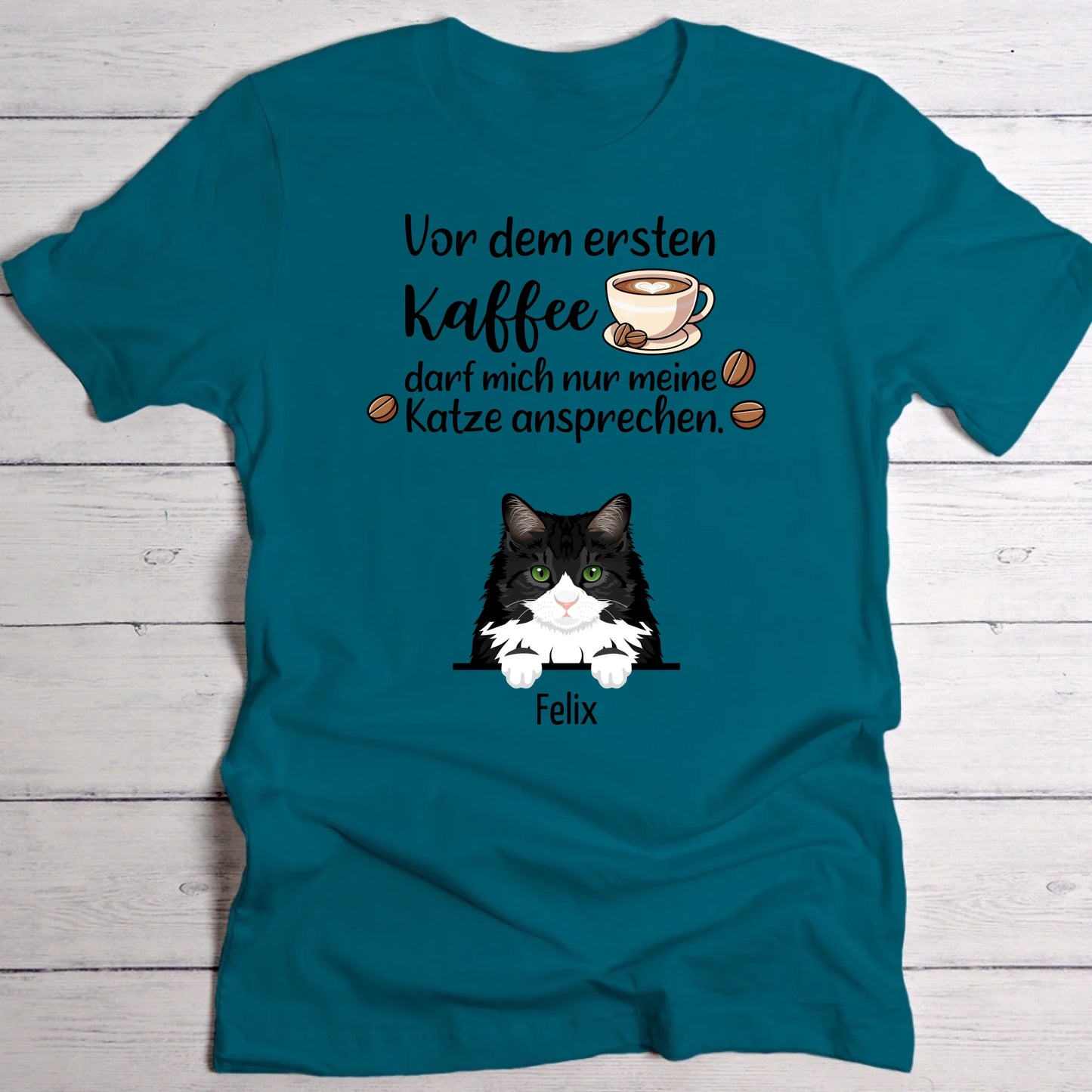 Erster Kaffee und Katzen - Individuelles T-Shirt
