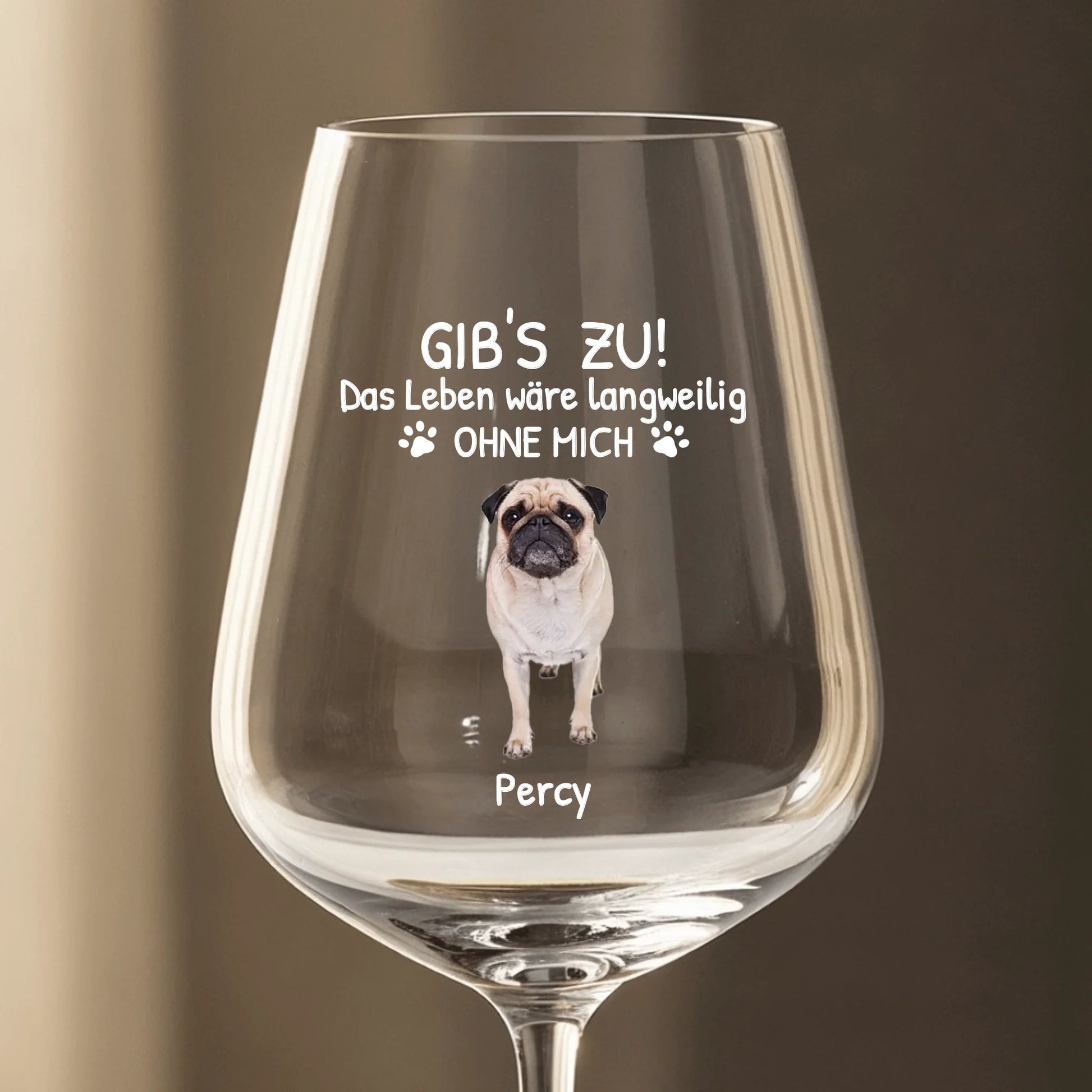 Wein Glass SHOP closeup