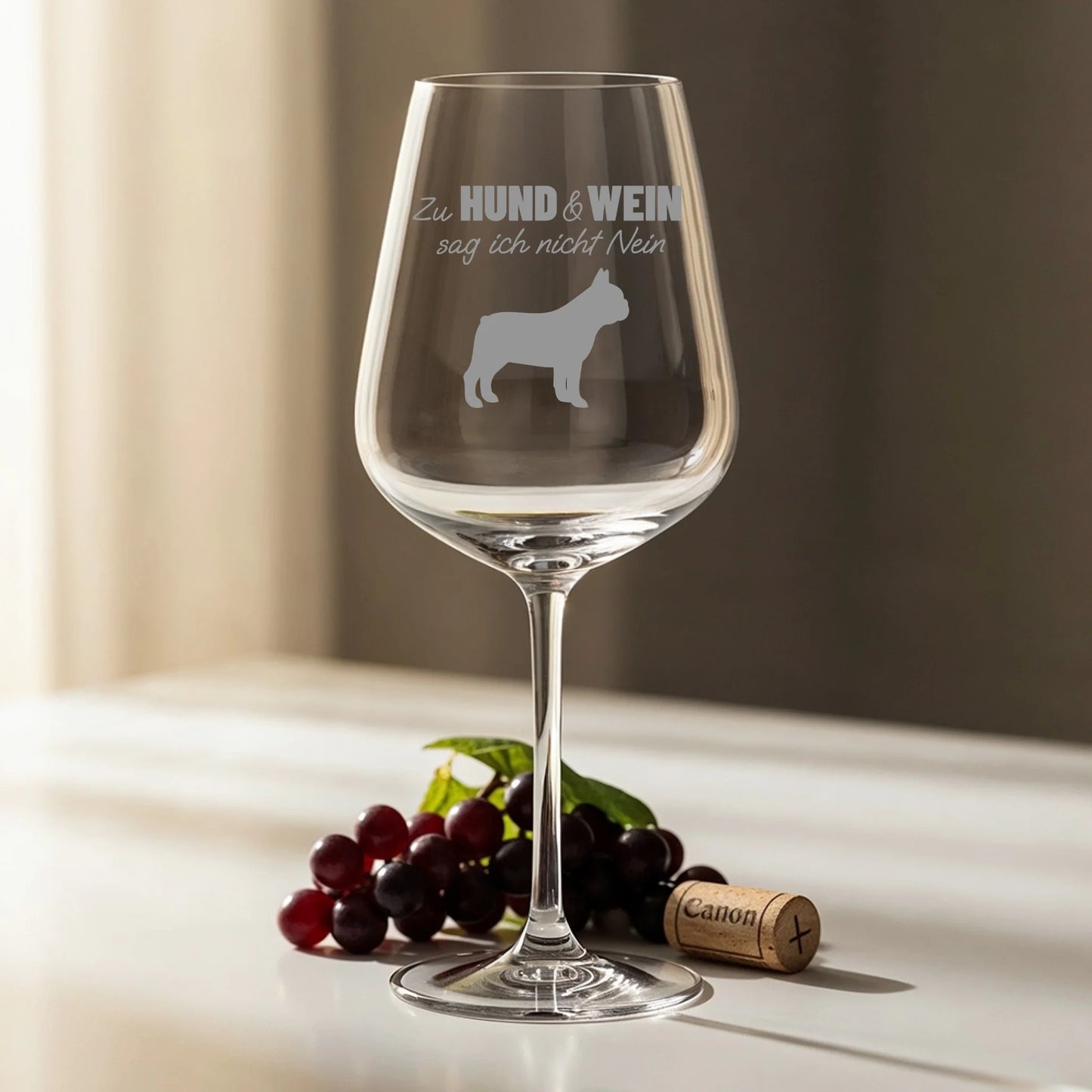 Personalisiertes Weinglas - Zu Hund und Wein sag ich nicht nein