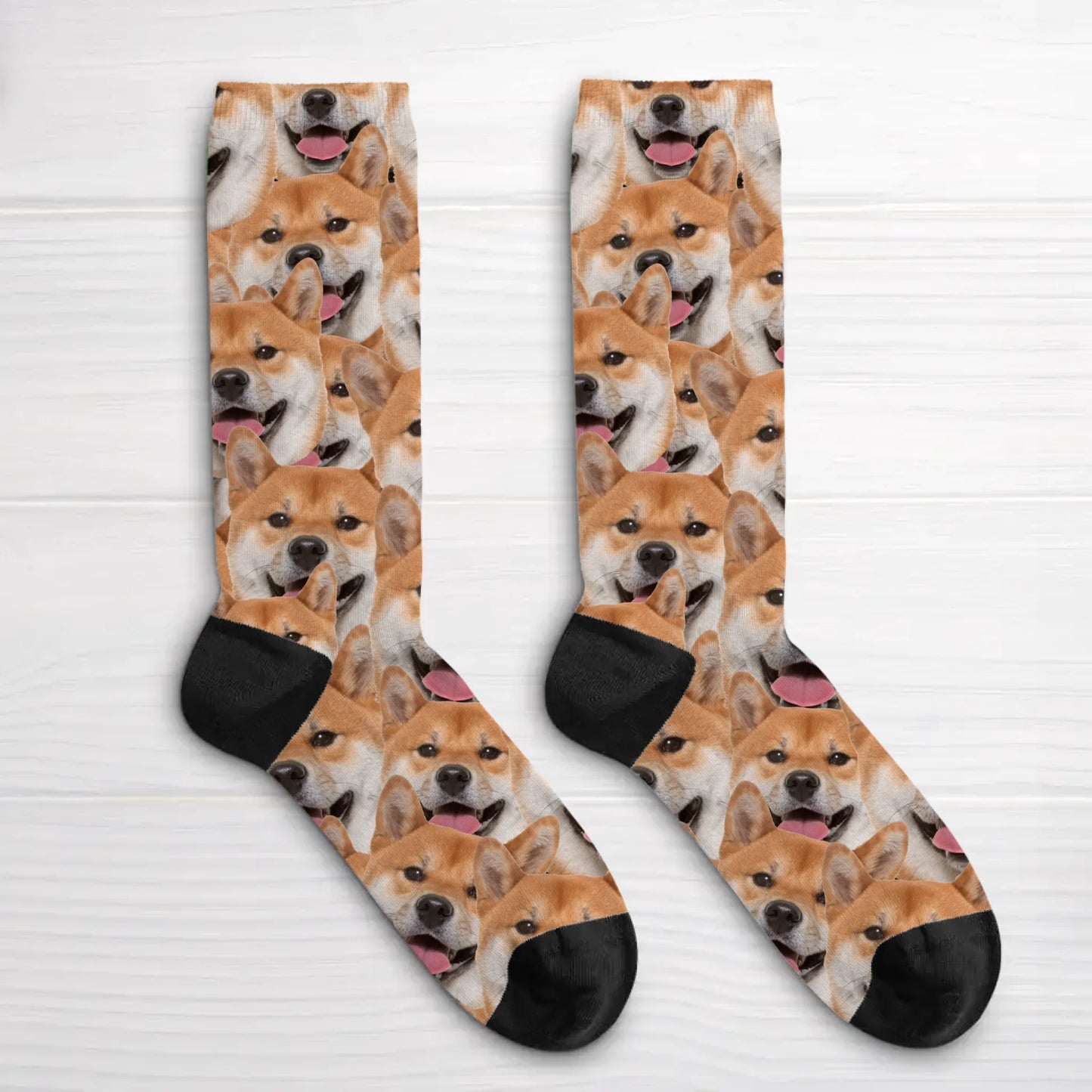 Personalisierte Socken - Wildes Fotomuster mit Hund