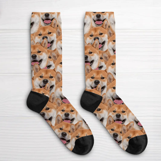 Personalisierte Socken - Wildes Fotomuster mit Hund